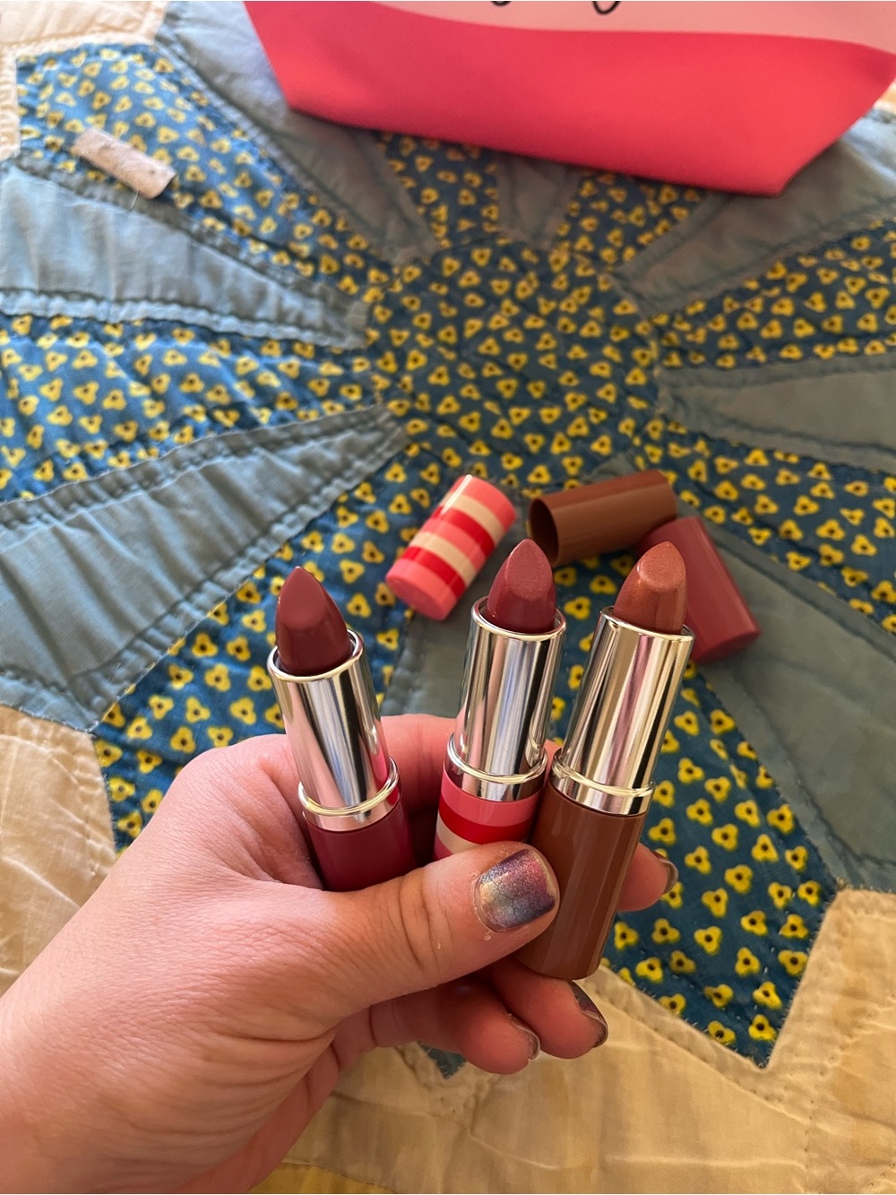 Clinique Lipsticks and case - Picture 3 of 3